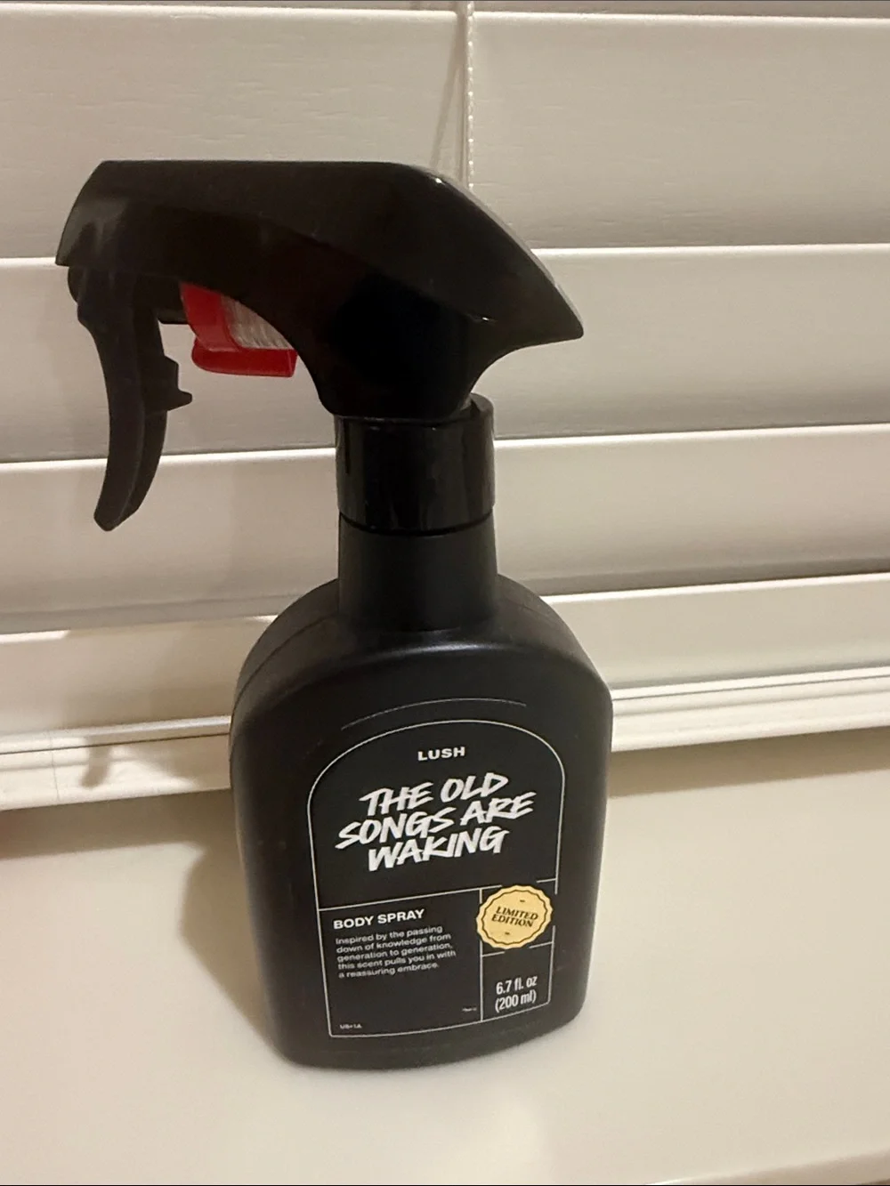 Limited Edition Lush The Old Songs are Waking Body Spray.  6.7oz